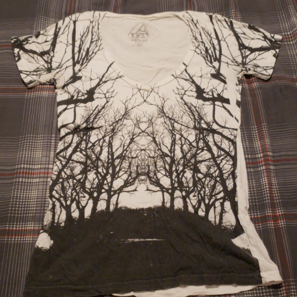 Zumiez t-shirt